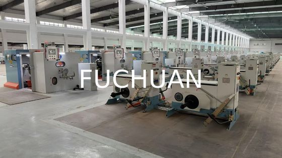 量生産100-350kg h容量をねじる自動銅線束ね機械