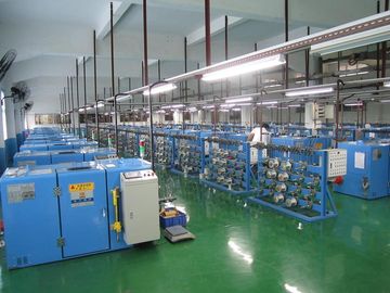 0.04-2.52mm 裸の銅線 缶詰のワイヤー CCAワイヤの扭曲 束の機