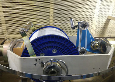 φ400 ×が付いているスカイ ブルー ワイヤーねじれ機械はφ25×276ボビンを支払います