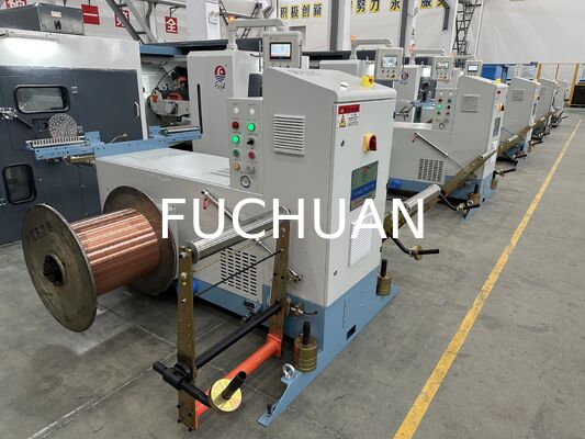 頑丈な構造の二重ねじり束ねる機械高速操作の正確なワイヤーの撚り線