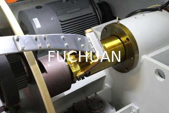 堅牢な素材で設計されたダブルツイストバンチングマシン、カーボンファイバーボウと精密トラバースによる耐久性のあるワイヤストランディング